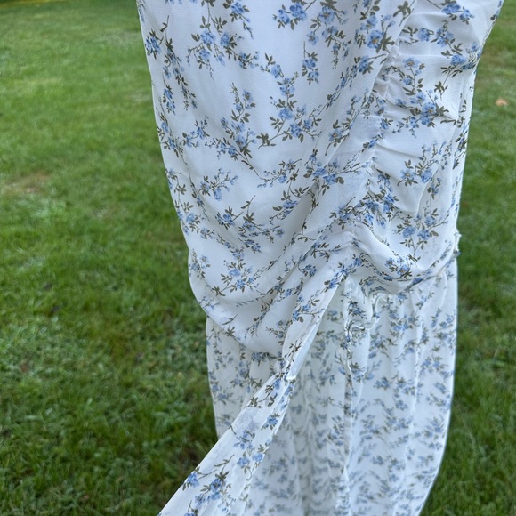 Hello Molly | Modern Ophelia White Floral Maxi‎ Dress | SZ S (4) - Picture 6 of 8